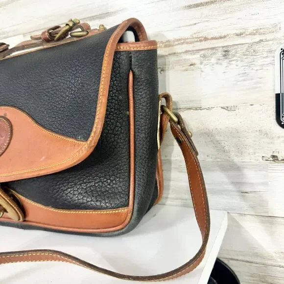 Vintage DOONEY BOURKE Crossbody All Weather Pebbled Leather